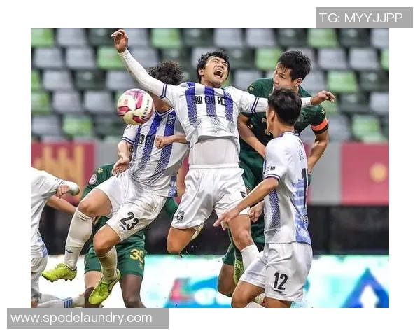 赛后分析:广州篮球队与武汉篮球队在比赛中速度对比的深度探讨 赛后分析:广州篮球队与武汉篮球队在比赛中速度对比的深度探讨