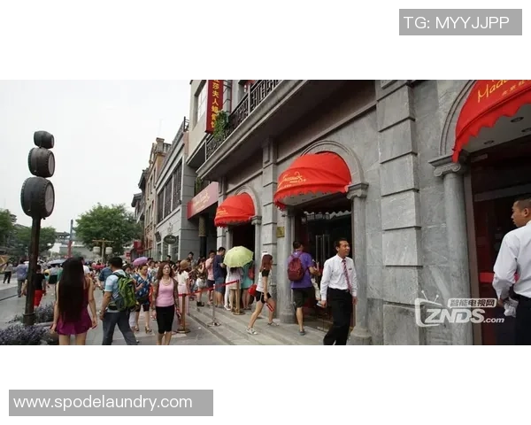 足球明星热度变化全景图解及最新动态分析