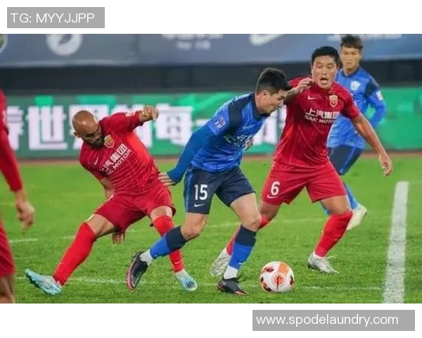 重庆足球队以88分领跑选拔赛积分榜展现强劲实力 重庆足球队以88分领跑选拔赛积分榜展现强劲实力