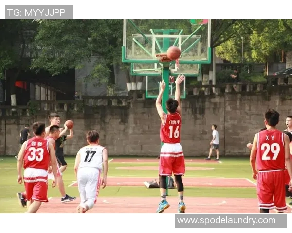 专业解读：重庆篮球队的包夹打法