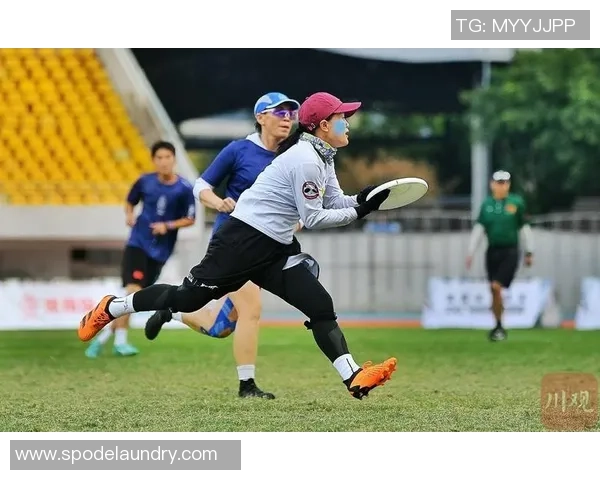 飞盘战术:重庆飞盘队的快攻体系